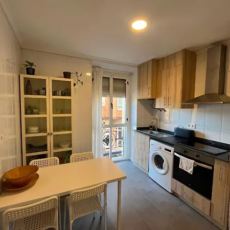 Precioso Piso 1 Muy Cerca De La Playa De Salinas Vut-4368-as8 *